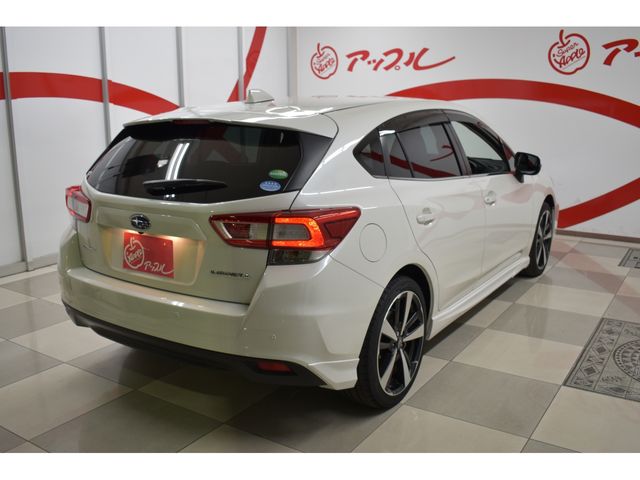 Subaru IMPREZA 2016-10 12962-29