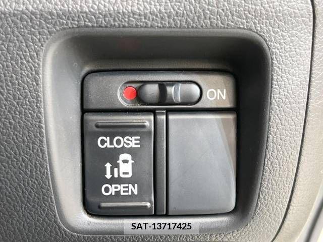 Honda N BOX 2013-06 306831-5