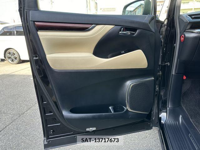 Toyota ALPHARD 2016-01 206804-10