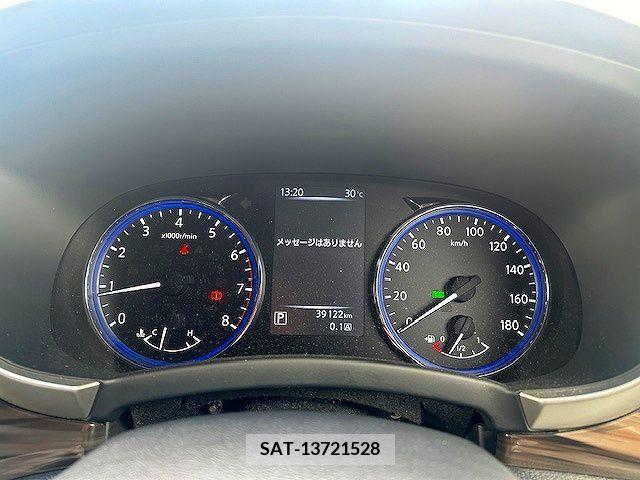 Nissan ELGRAND 2018-09 331926-7