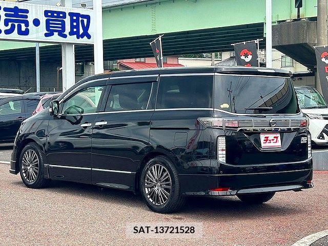 Nissan ELGRAND 2018-09 331926-8