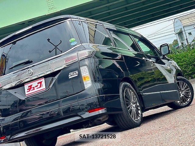 Nissan ELGRAND 2018-09 331926-25