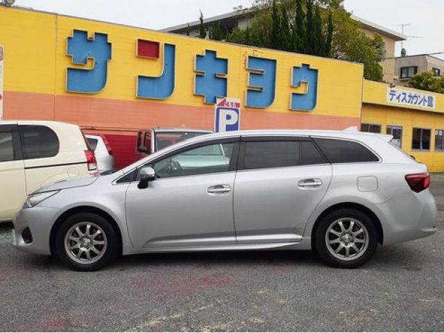 Toyota AVENSIS 2016-07 8760-8