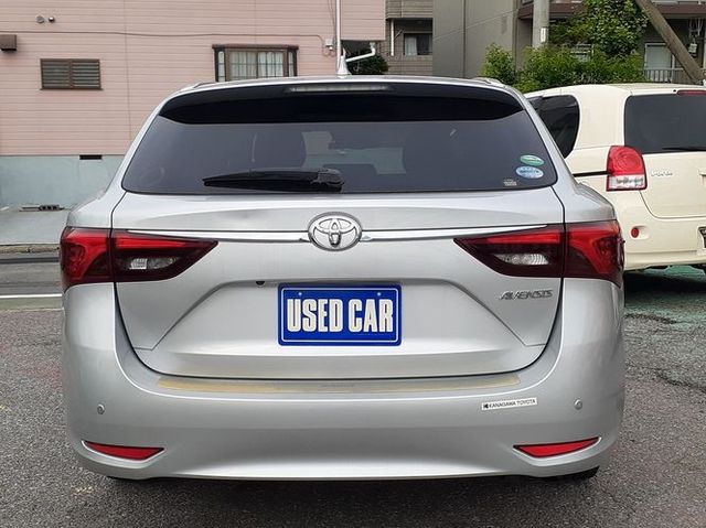 Toyota AVENSIS 2016-07 8760-9