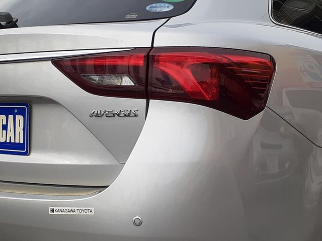 Toyota AVENSIS 2016-07 8760-10