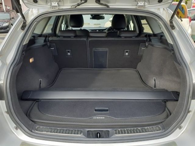 Toyota AVENSIS 2016-07 8760-15