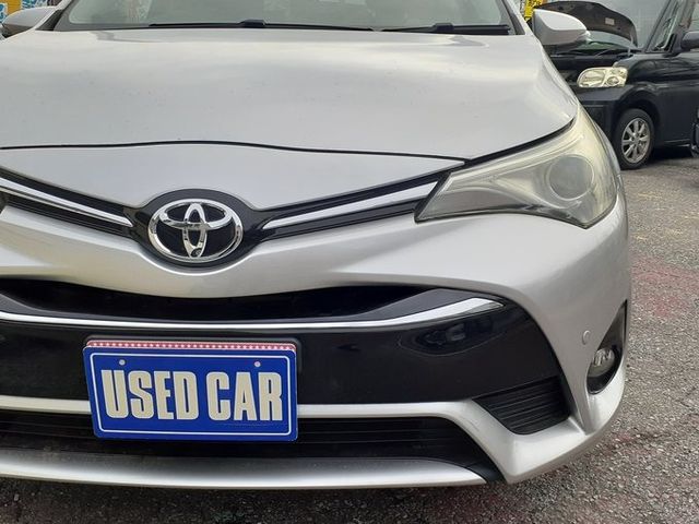 Toyota AVENSIS 2016-07 8760-5