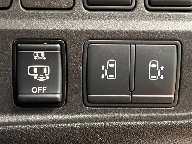 Nissan SERENA 2018-08 190679-6