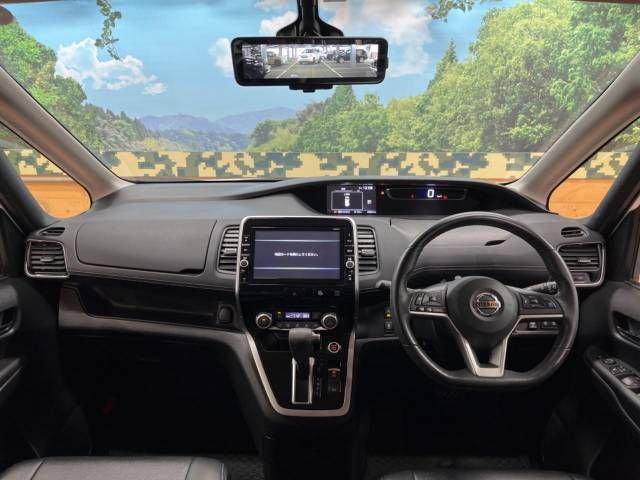 Nissan SERENA 2018-08 190679-1