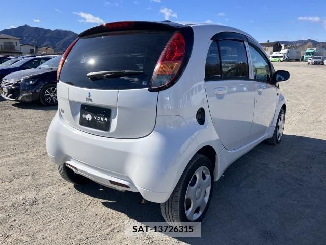Mitsubishi I 2010-12 221750-5