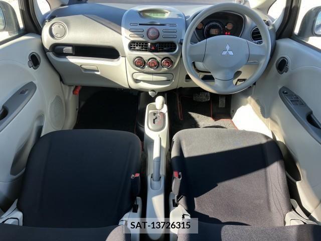 Mitsubishi I 2010-12 221750-1