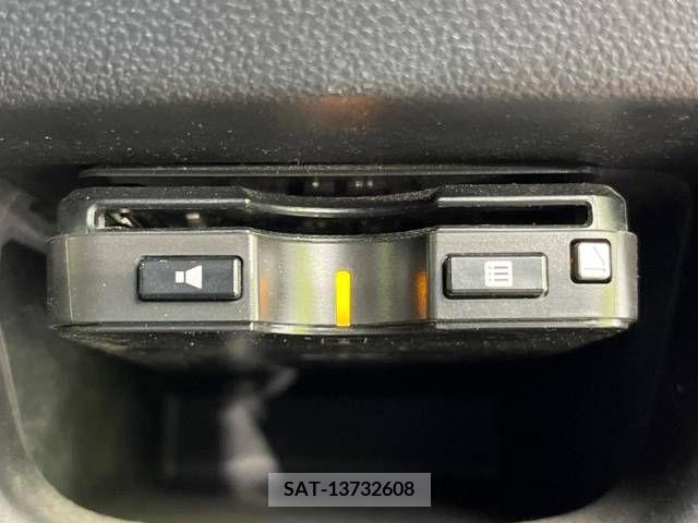 Daihatsu MOVE CUSTOM 2017-10 236836-6
