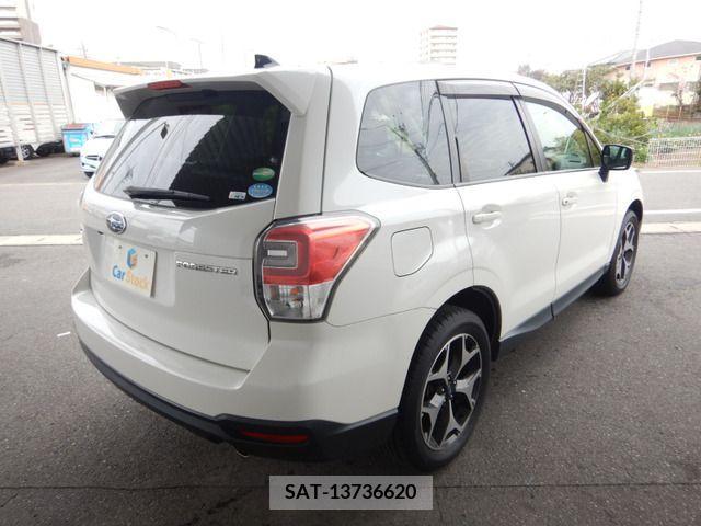 Subaru FORESTER 2018-01 205145-2