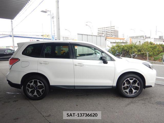 Subaru FORESTER 2018-01 205145-5