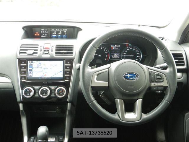 Subaru FORESTER 2018-01 205145-15