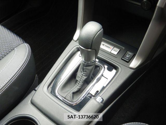 Subaru FORESTER 2018-01 205145-11