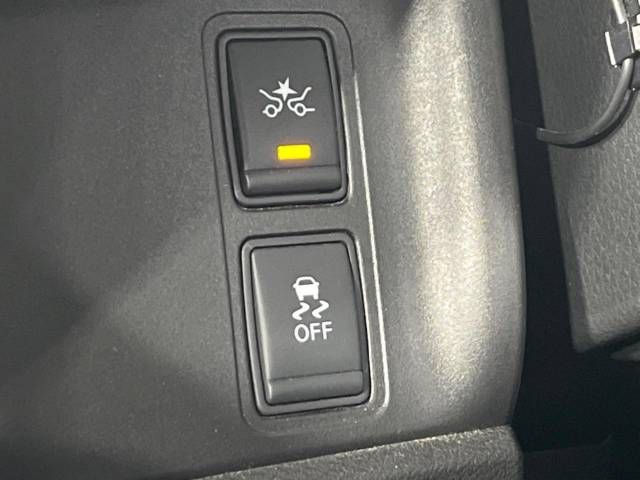 Nissan SERENA 2017-12 181028-6