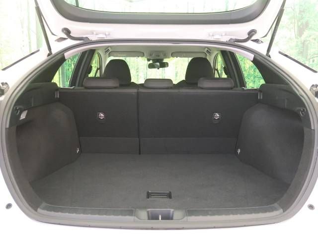 Toyota PRIUS 2019-08 14565-10