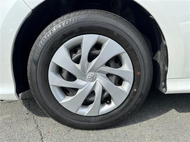 Toyota YARIS 2020-03 26543-24