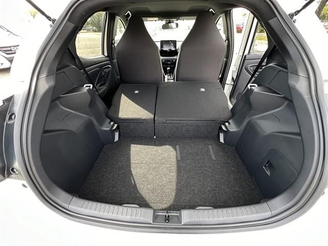 Toyota YARIS 2020-03 26543-20