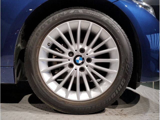 Bmw 3 SERIES 2017-10 3295-29