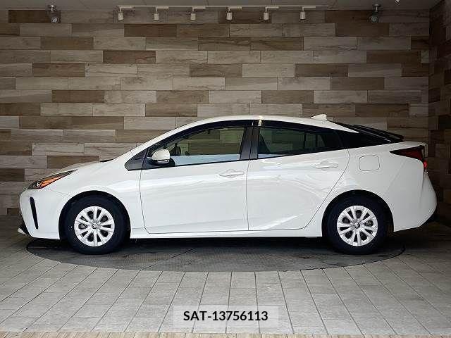 Toyota PRIUS 2021-07 345572-14