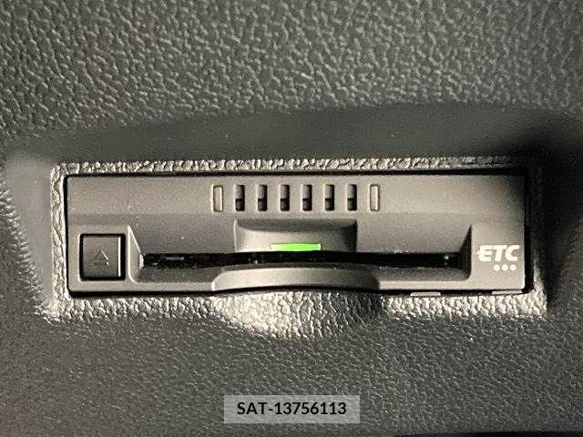 Toyota PRIUS 2021-07 345572-6