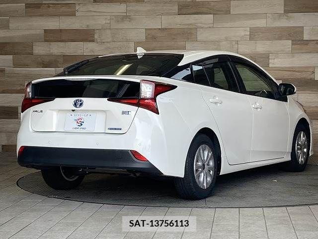 Toyota PRIUS 2021-07 345572-16