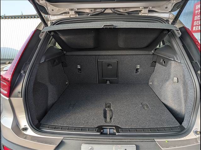 Volvo XC40 2022-09 28136-8