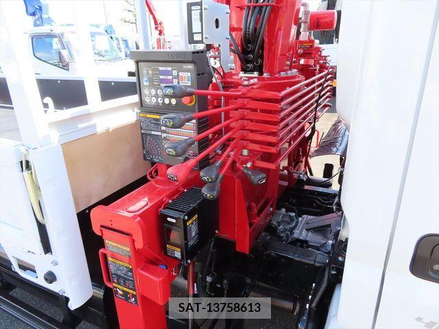 Mitsubishi CANTER 2023-03 205578-18