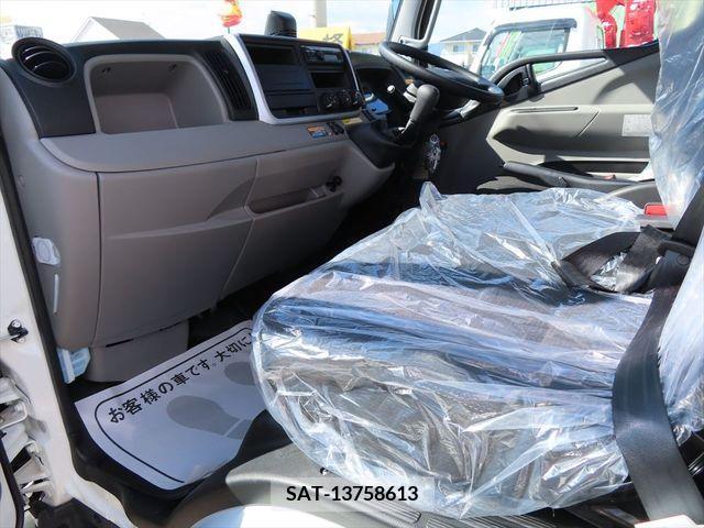 Mitsubishi CANTER 2023-03 205578-7