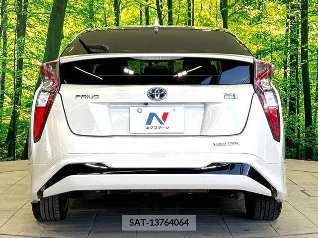 Toyota PRIUS 2016-03 214797-15