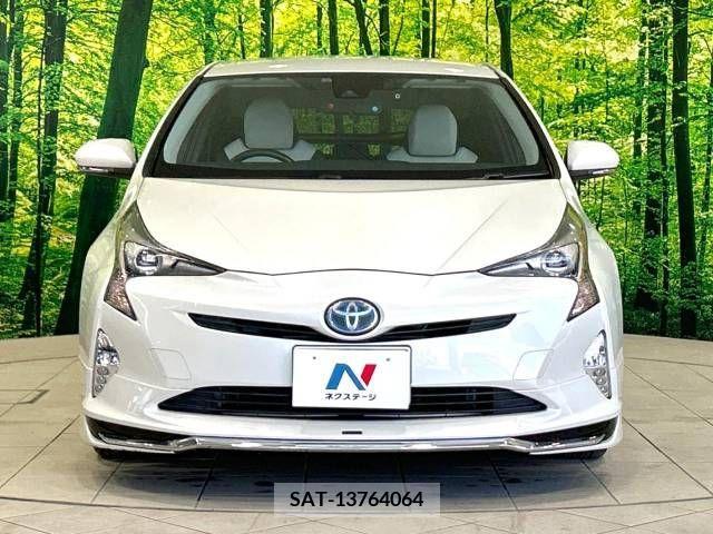 Toyota PRIUS 2016-03 214797-14