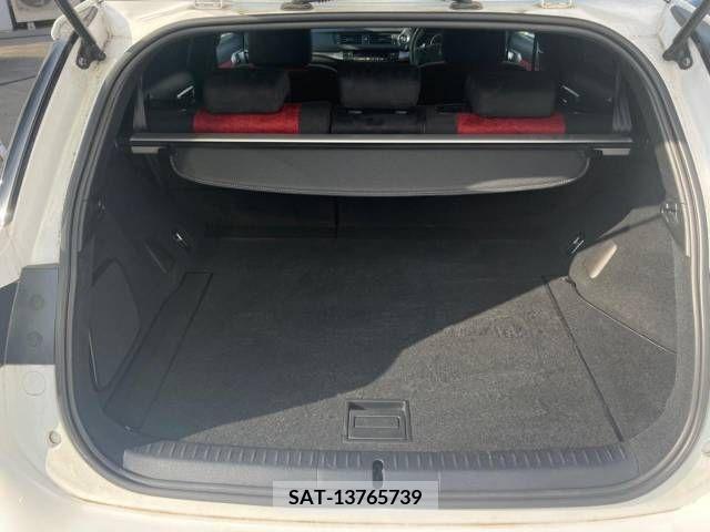 Lexus CT 2015-07 275244-11