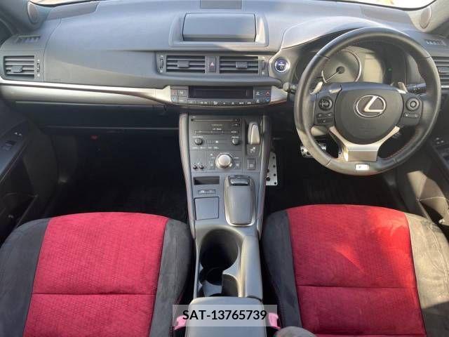 Lexus CT 2015-07 275244-1