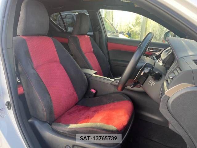 Lexus CT 2015-07 275244-9