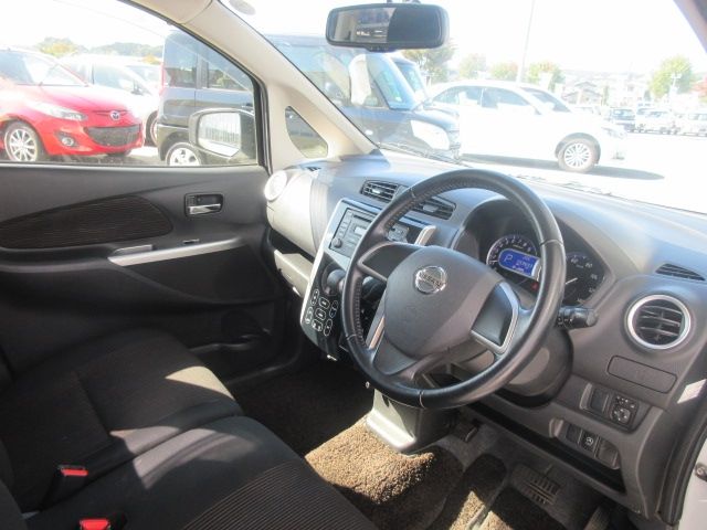 Nissan DAYZ 2014-09 13047-10