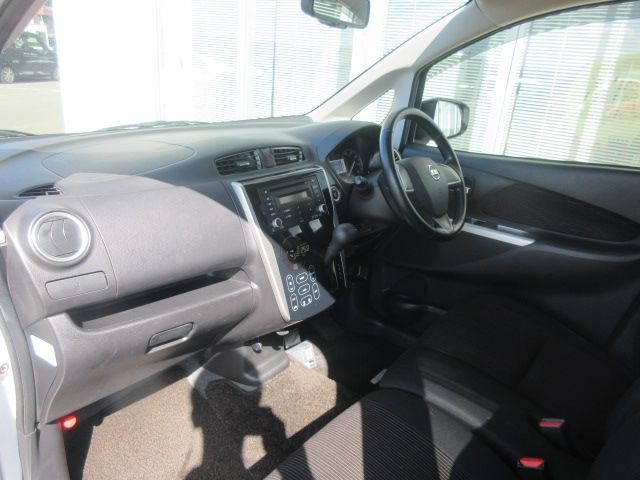 Nissan DAYZ 2014-09 13047-4