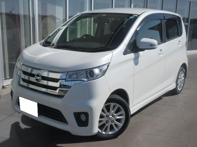 Nissan DAYZ 2014-09 13047-0