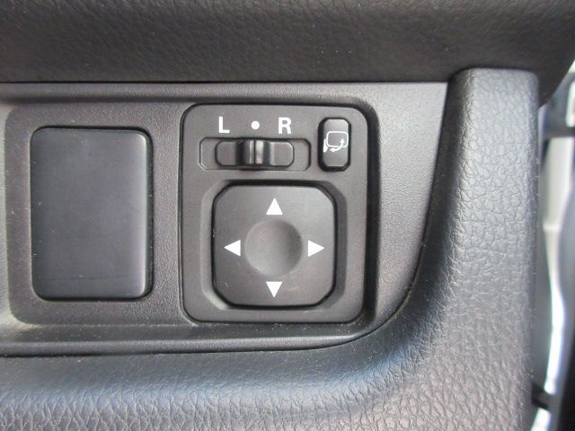 Nissan DAYZ 2014-09 13047-19