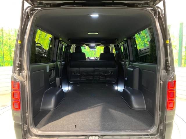 Toyota HIACE VAN 2021-03 194698-10