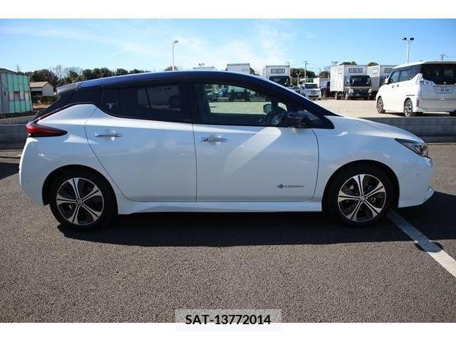 Nissan LEAF 2018-04 220105-8