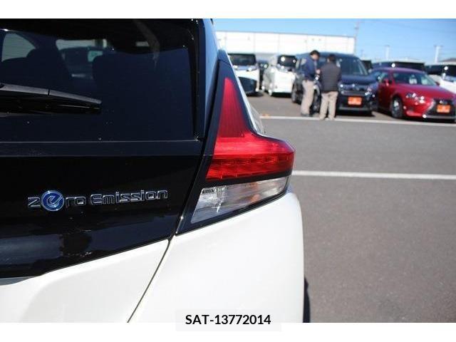 Nissan LEAF 2018-04 220105-12