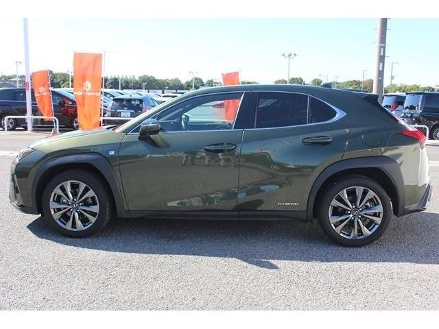 Lexus UX 2020-08 10726-7