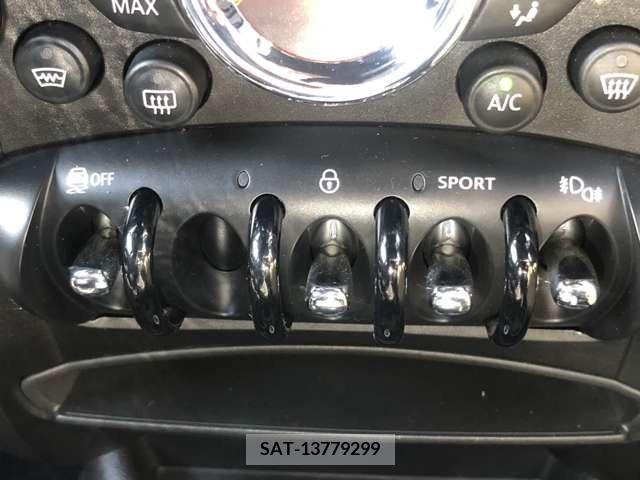 Bmw MINI 2013-06 208373-13