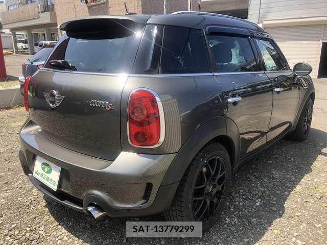 Bmw MINI 2013-06 208373-1