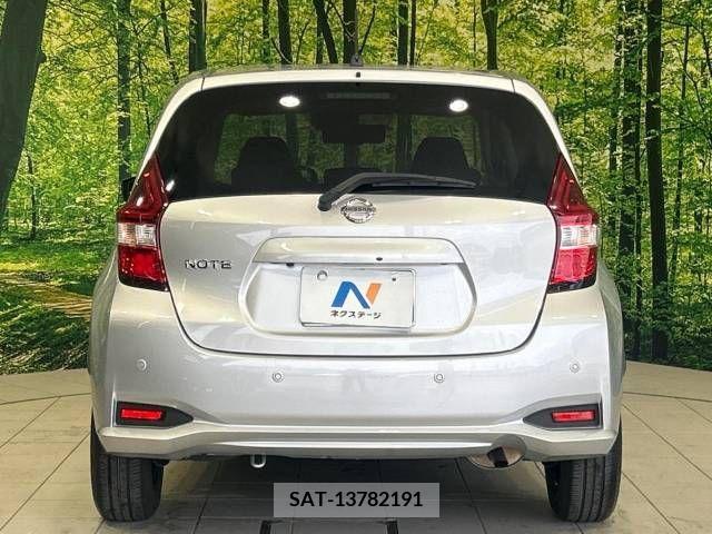Nissan NOTE 2018-01 377045-15