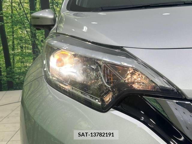 Nissan NOTE 2018-01 377045-12