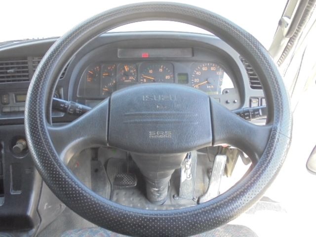 Isuzu GIGA 2004-01 1956-1