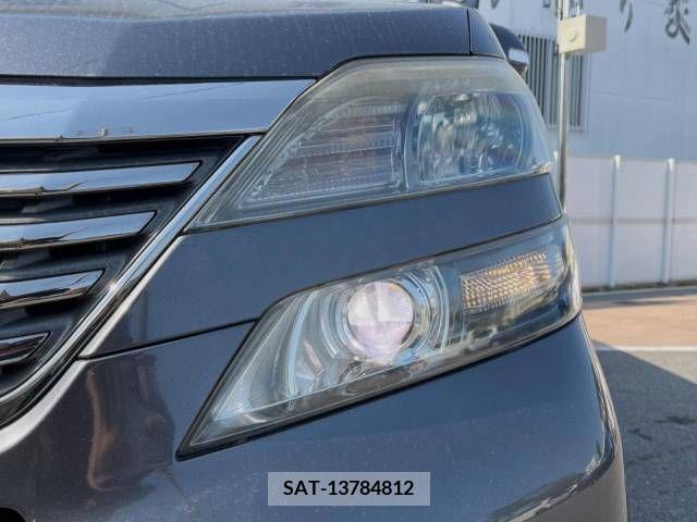 Toyota VELLFIRE 2011-10 256028-13